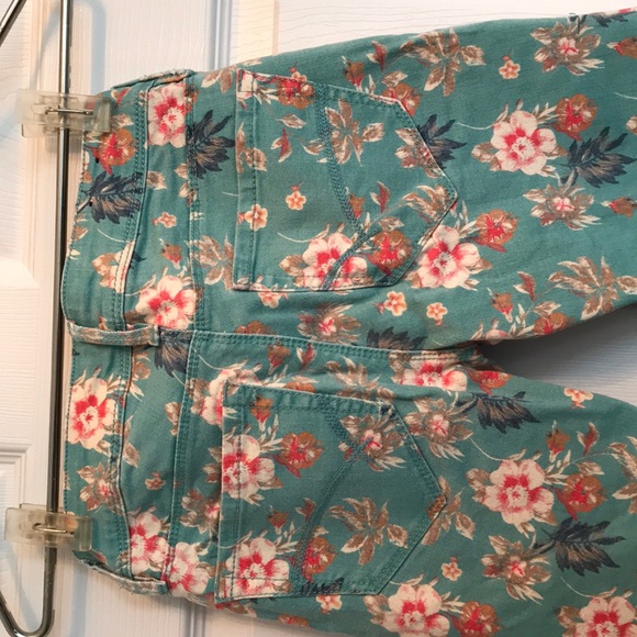 Denim Floral Jeans. Worn once. - Picture 4 of 4